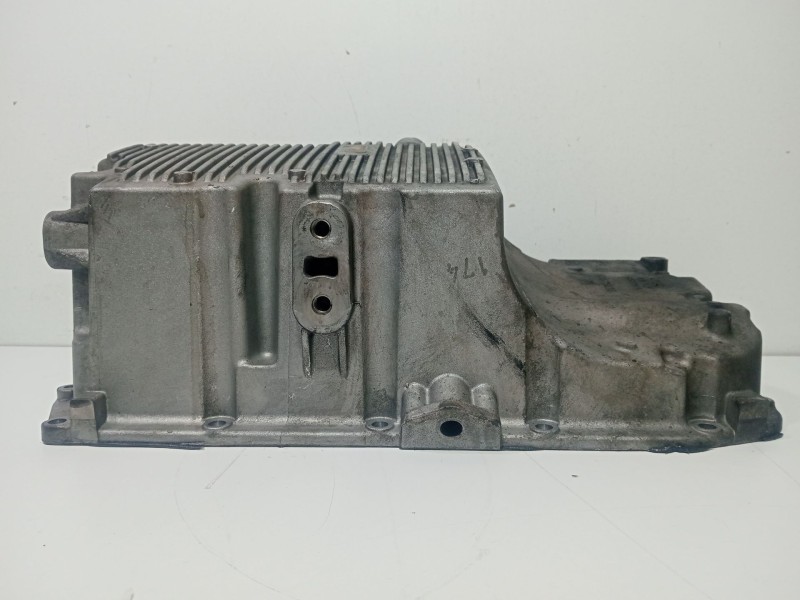 Recambio de carter para opel insignia a (g09) 2.0 cdti (68) referencia OEM IAM 55575128  