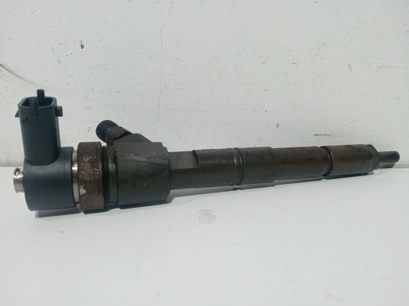 Recambio de inyector para opel insignia a (g09) 2.0 cdti (68) referencia OEM IAM 0445110327  