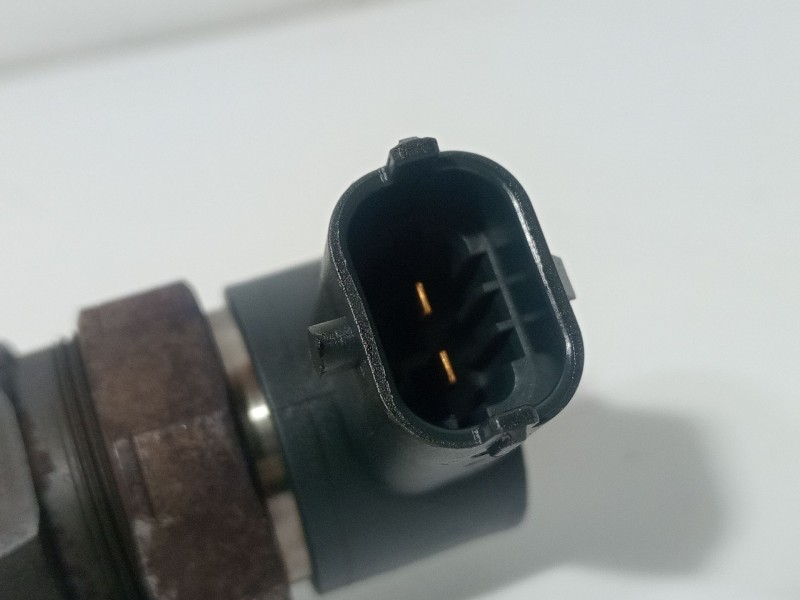 Recambio de inyector para opel insignia a (g09) 2.0 cdti (68) referencia OEM IAM 0445110327  