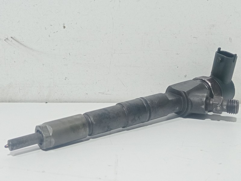 Recambio de inyector para opel insignia a (g09) 2.0 cdti (68) referencia OEM IAM 0445110327  