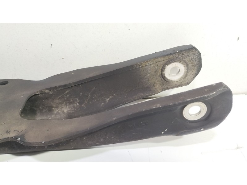 Recambio de brazo suspension inferior trasero derecho para chrysler jeep cherokee (kj) 2.5 crd básico referencia OEM IAM JEEP CH