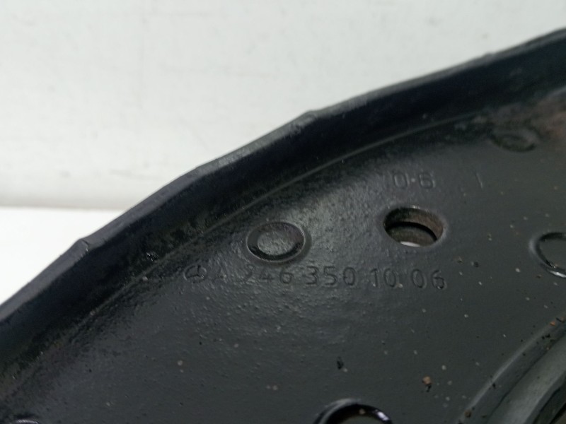 Recambio de brazo suspension inferior trasero izquierdo para chrysler jeep cherokee (kj) 2.5 crd básico referencia OEM IAM JEEP 