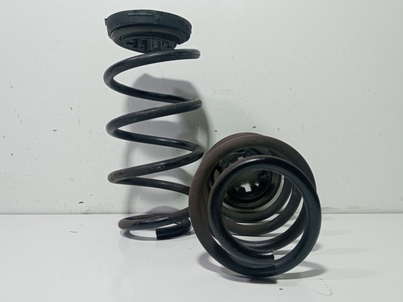 Recambio de muelle amortiguacion para chrysler jeep cherokee (kj) 2.5 crd básico referencia OEM IAM JEEP CHEROKEE (KJ) 2.5 CRD B