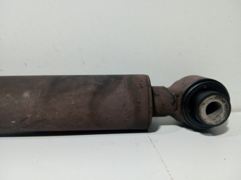 Recambio de amortiguador trasero izquierdo para mercedes-benz clase b sports tourer (w246, w242) b 180 cdi (246.200) referencia 