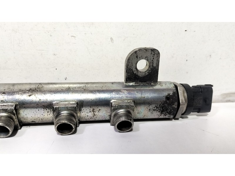Recambio de rampa inyectora para opel insignia a (g09) 2.0 cdti (68) referencia OEM IAM 0445214199  