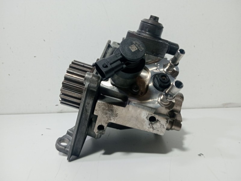 Recambio de bomba inyeccion para peugeot 308 1.6 16v hdi referencia OEM IAM 9688499680  