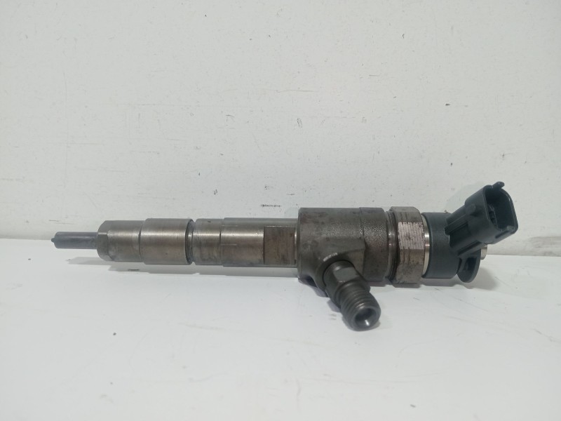 Recambio de inyector para peugeot partner caja/chasis 1.6 hdi 16v referencia OEM IAM 0445110340  