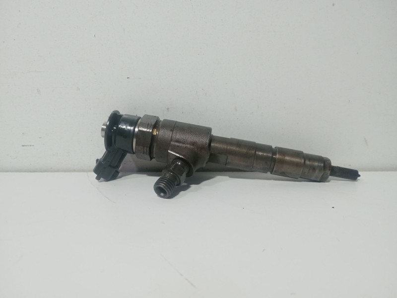 Recambio de inyector para peugeot partner caja/chasis 1.6 hdi referencia OEM IAM 0445110340  