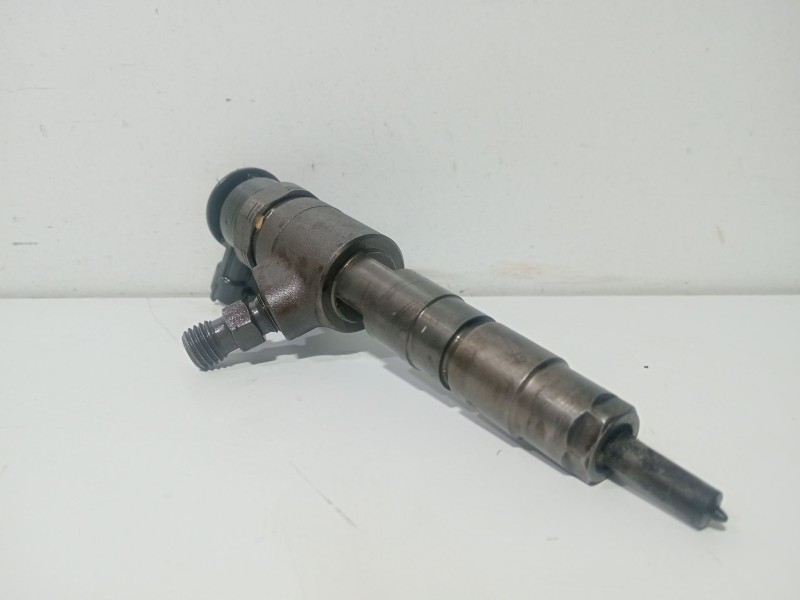 Recambio de inyector para peugeot partner caja/chasis 1.6 hdi referencia OEM IAM 0445110340  