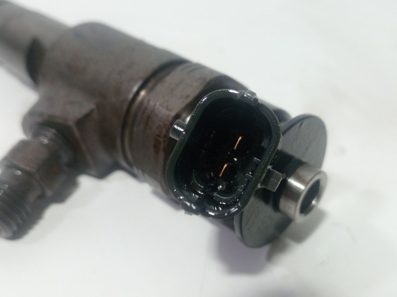 Recambio de inyector para peugeot partner caja/chasis 1.6 hdi referencia OEM IAM 0445110340  