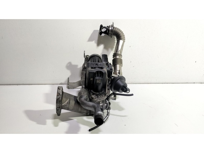 Recambio de valvula egr para peugeot 308 1.6 16v hdi referencia OEM IAM 702209080  