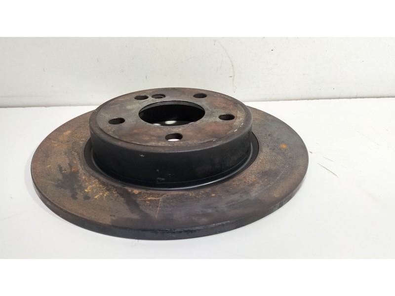 Recambio de disco freno trasero derecho para chrysler jeep cherokee (kj) 2.5 crd básico referencia OEM IAM JEEP CHEROKEE (KJ) 2.