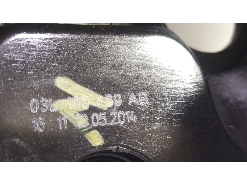 Recambio de tapa balancines para audi a1 sportback (8xa, 8xf) 1.6 tdi referencia OEM IAM 03L103469AB  