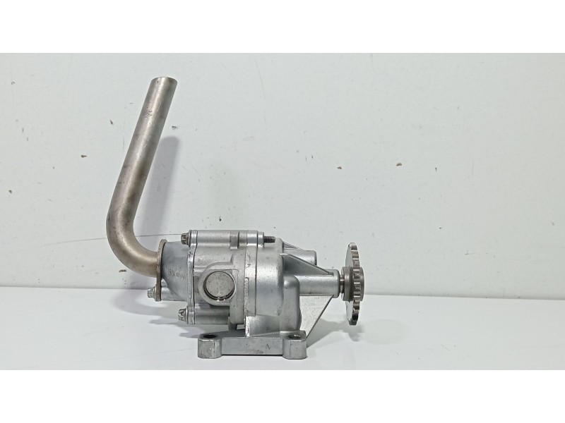 Recambio de bomba aceite para mercedes-benz sprinter ii james cook (906) 313 cdi classic referencia OEM IAM A6461810247  