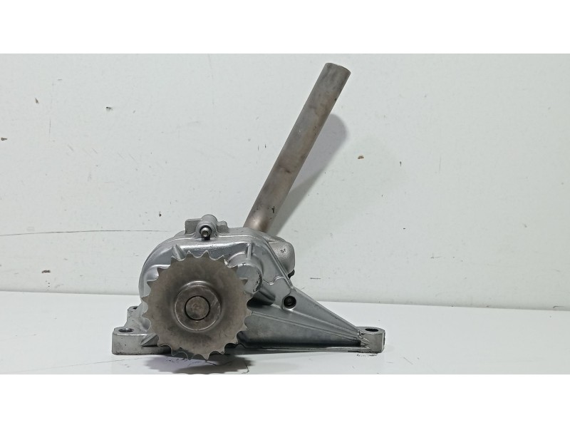 Recambio de bomba aceite para mercedes-benz sprinter ii james cook (906) 313 cdi classic referencia OEM IAM A6461810247  