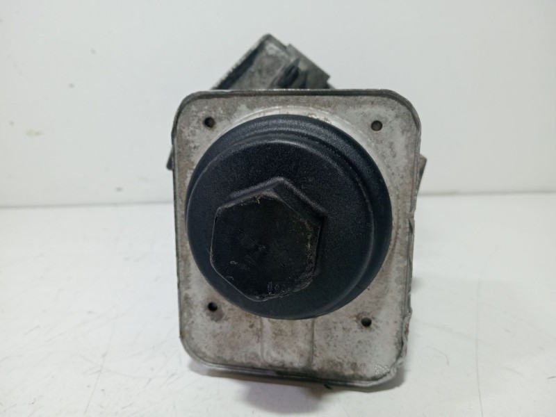 Recambio de soporte filtro aceite para volkswagen scirocco iii (137, 138) 2.0 tdi referencia OEM IAM 045115389  