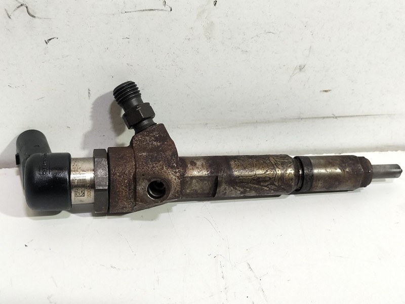 Recambio de inyector para ford focus berlina (cap) 1.8 tdci turbodiesel cat referencia OEM IAM 4M5Q9F593  