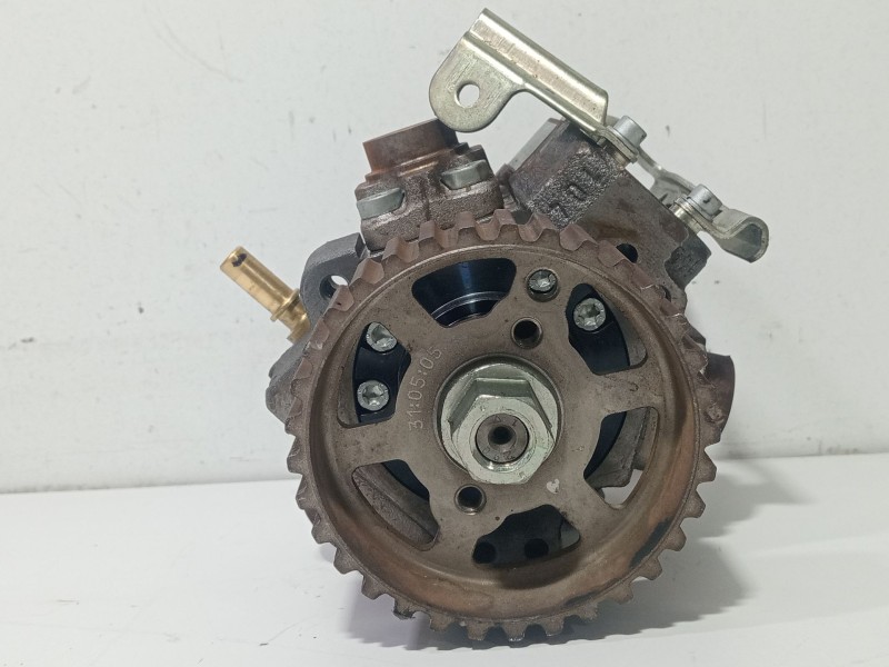 Recambio de bomba inyeccion para ford focus ii (da_, hcp, dp) 1.6 tdci referencia OEM IAM 0445010102  