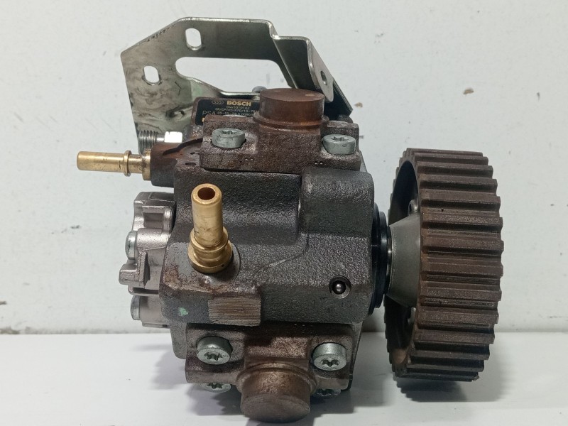 Recambio de bomba inyeccion para ford focus ii (da_, hcp, dp) 1.6 tdci referencia OEM IAM 0445010102  