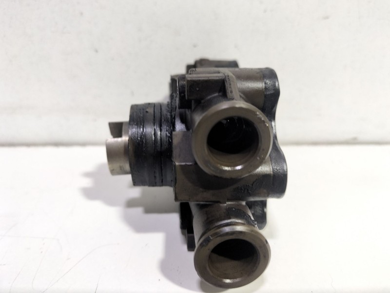 Recambio de bomba combustible para mercedes-benz sprinter 02.00  caja abierta 2.2 cdi cat referencia OEM IAM A6110900350  