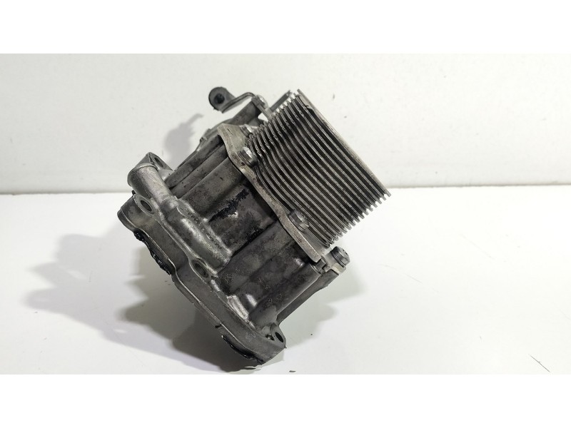 Recambio de soporte filtro aceite para peugeot 308 1.6 16v hdi referencia OEM IAM 9687847480  