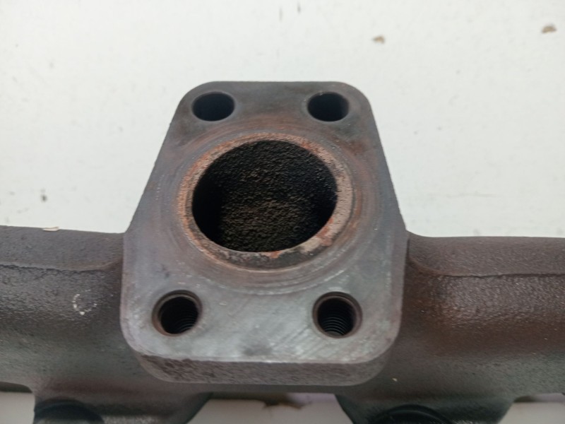 Recambio de colector escape para volvo v60 i (155) t3 referencia OEM IAM 725711  