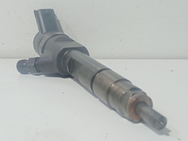 Recambio de inyector para renault scenic ii 1.9 dci diesel referencia OEM IAM 0445110280  