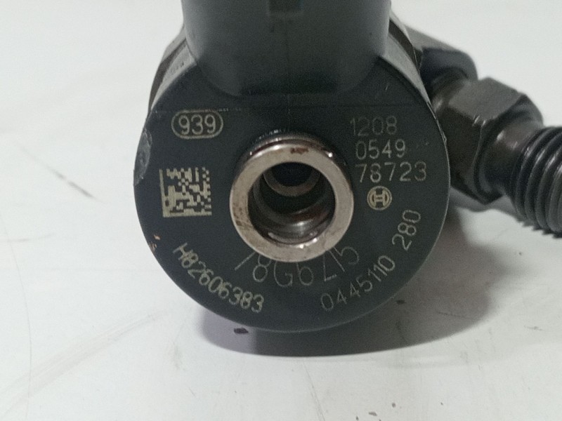 Recambio de inyector para renault scenic ii 1.9 dci diesel referencia OEM IAM 0445110280  