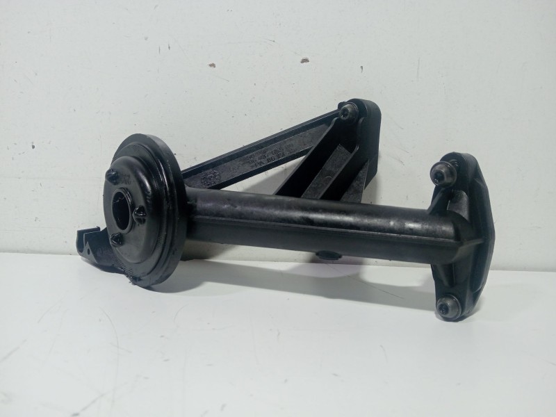 Recambio de tubo para peugeot 308 1.6 16v hdi referencia OEM IAM 9643755580  