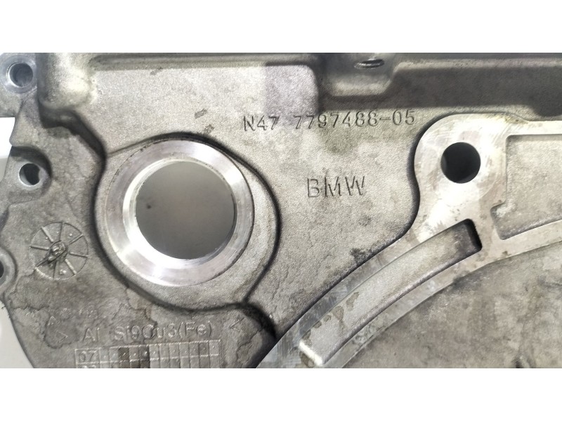 Recambio de tapa distribucion para bmw 1 (e81) 120 d referencia OEM IAM 779748805  