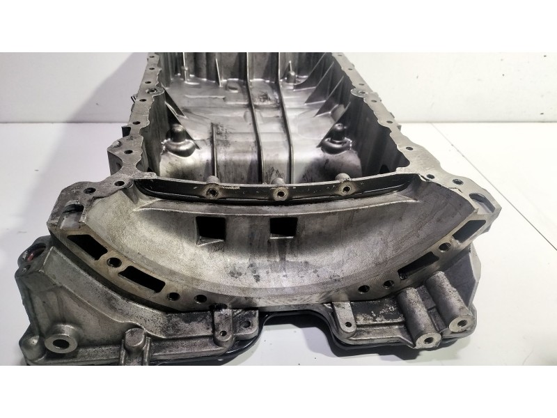 Recambio de carter para mercedes-benz clase e (w212) e 300 cdi (212.020) referencia OEM IAM R6420142602  