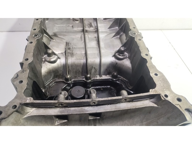 Recambio de carter para mercedes-benz clase e (w212) e 300 cdi (212.020) referencia OEM IAM R6420142602  