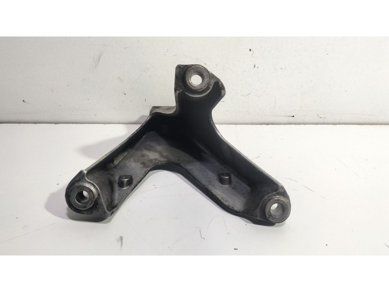 Recambio de tapa distribucion para peugeot 407 sw (6e_, 6d_) 1.6 hdi 110 referencia OEM IAM 9643649280  