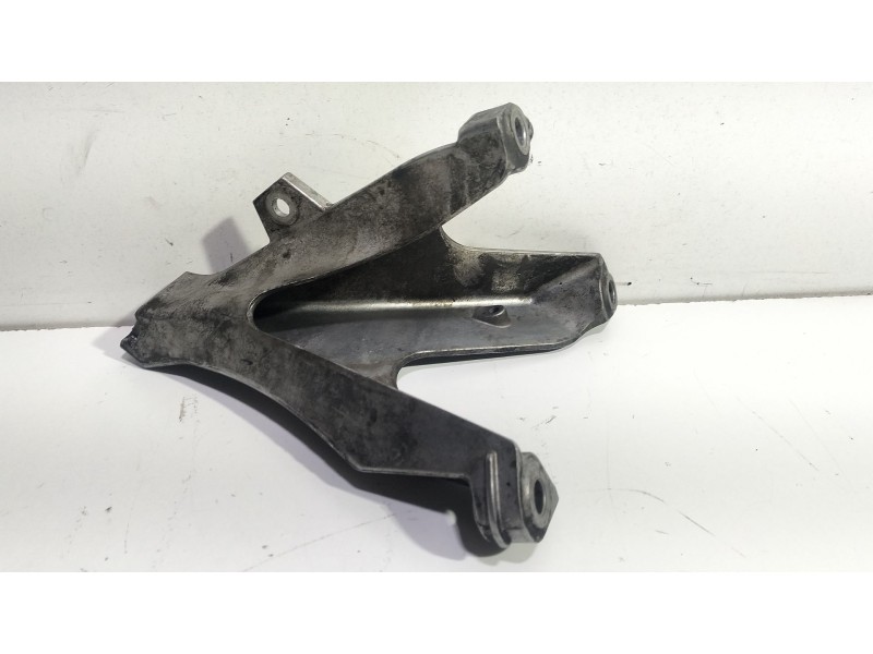 Recambio de tapa distribucion para peugeot 407 sw (6e_, 6d_) 1.6 hdi 110 referencia OEM IAM 9643649280  