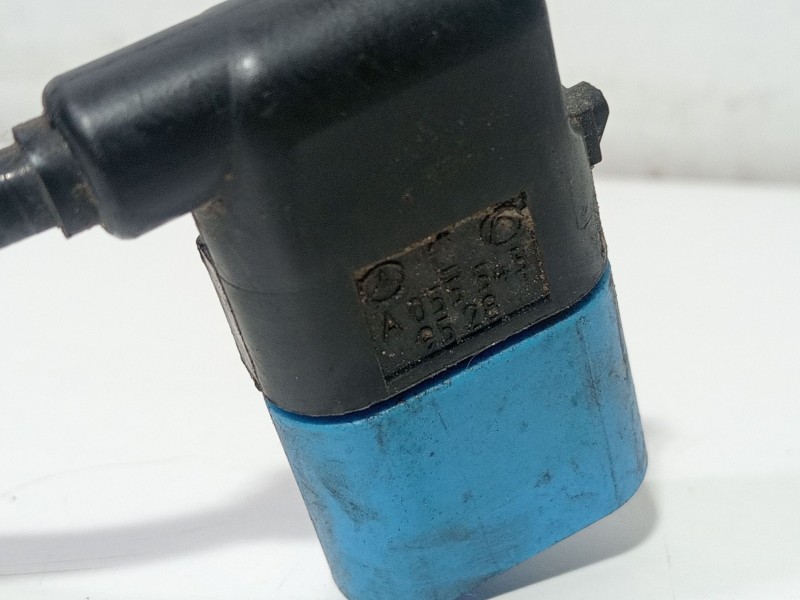 Recambio de sensor para mercedes-benz clase c (w205) c 200 4-matic (205.043) referencia OEM IAM A0555459528  