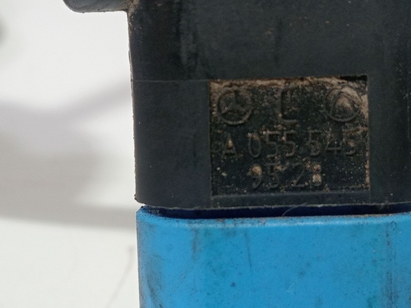 Recambio de sensor para mercedes-benz clase c (w205) c 200 4-matic (205.043) referencia OEM IAM A0555459528  