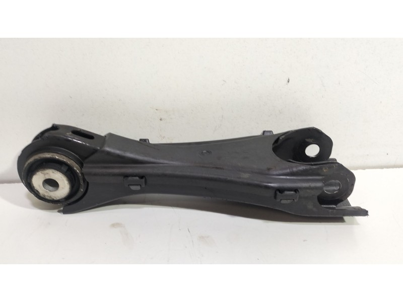 Recambio de brazo suspension inferior trasero izquierdo para mercedes-benz clase gla (w156) gla 200 cdi (156.908) referencia OEM