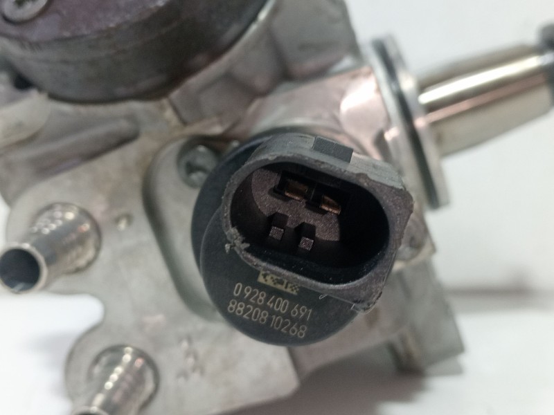 Recambio de bomba inyeccion para bmw serie 3 berlina (e90) 320d referencia OEM IAM 7797874  