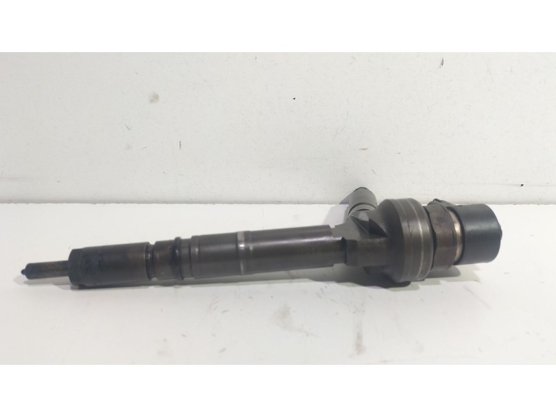 Recambio de inyector para opel astra h (a04) 1.7 cdti (l48) referencia OEM IAM 0445110175  