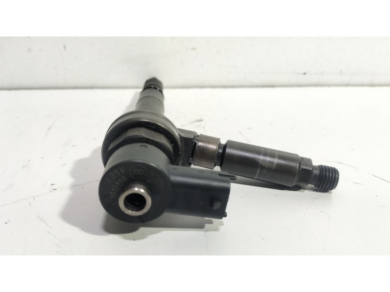 Recambio de inyector para opel astra h (a04) 1.7 cdti (l48) referencia OEM IAM 0445110175  