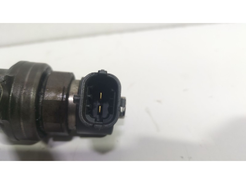 Recambio de inyector para opel astra h (a04) 1.7 cdti (l48) referencia OEM IAM 0445110175  