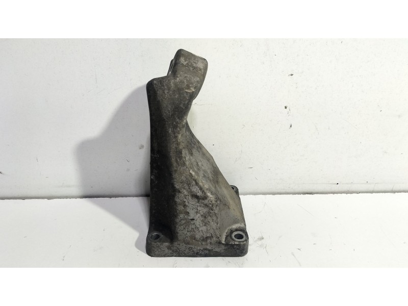 Recambio de soporte motor para ssangyong kyron 2.0 xdi referencia OEM IAM A6652231804  