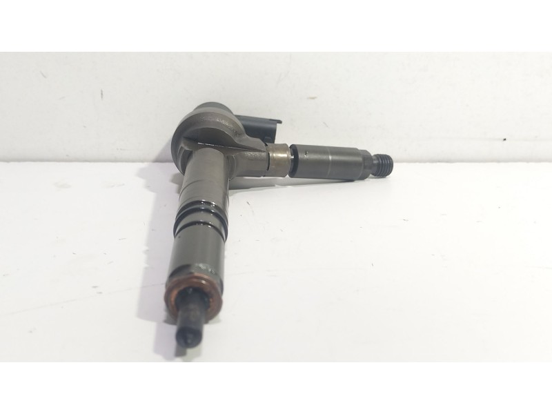 Recambio de inyector para opel astra h (a04) 1.7 cdti (l48) referencia OEM IAM 0445110175  