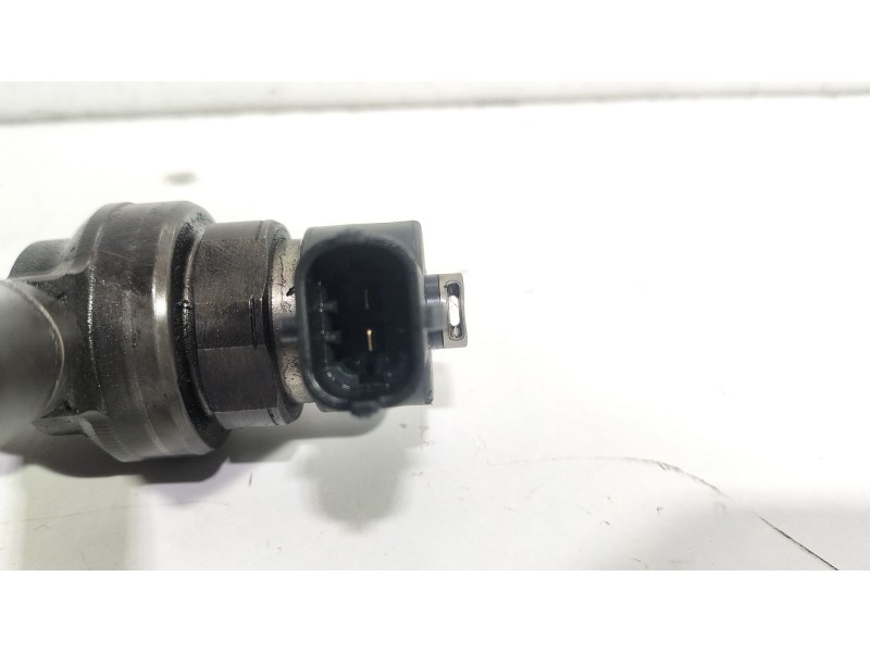 Recambio de inyector para opel astra h (a04) 1.7 cdti (l48) referencia OEM IAM 0445110175  