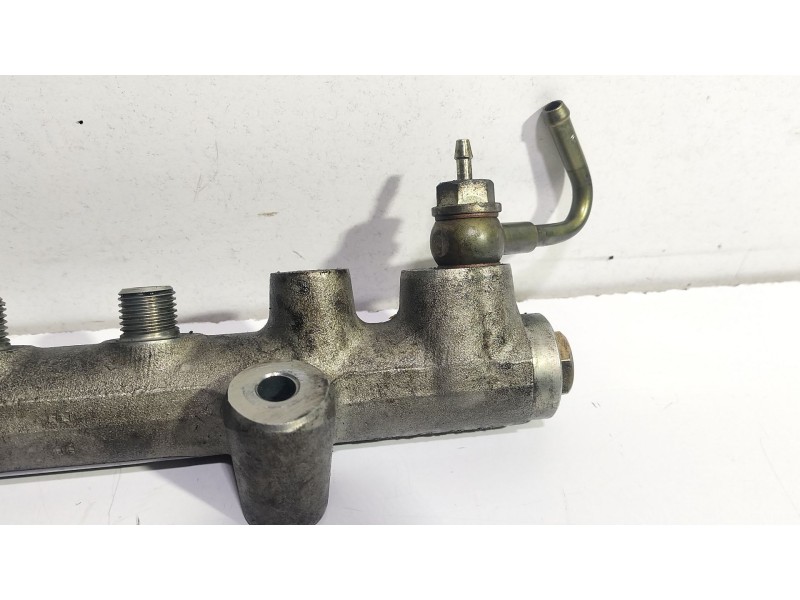 Recambio de rampa inyectora para opel astra h (a04) 1.7 cdti (l48) referencia OEM IAM 0445214094  