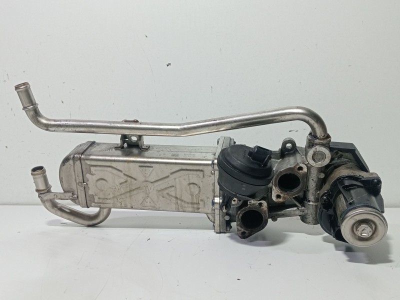 Recambio de enfriador egr para seat ibiza iv sc (6j1, 6p5) 1.6 tdi referencia OEM IAM 03L131512C  