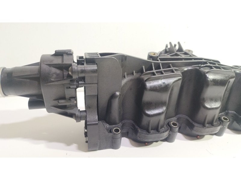 Recambio de colector admision para seat altea xl (5p5, 5p8) 1.6 tdi referencia OEM IAM 03L129711AQ  