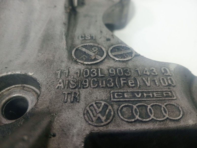 Recambio de soporte alternador para seat altea xl (5p5, 5p8) 2.0 tdi 16v referencia OEM IAM 03L903143Q  