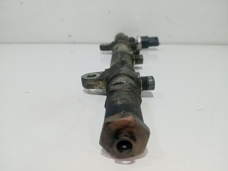 Recambio de rampa inyectora para volvo s40 i (644) 1.9 di referencia OEM IAM 7700114017  