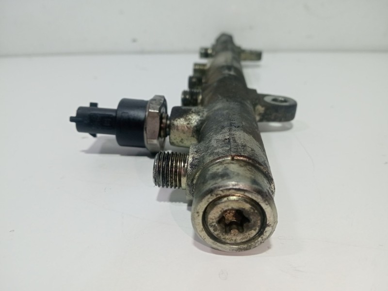 Recambio de rampa inyectora para volvo s40 i (644) 1.9 di referencia OEM IAM 7700114017  